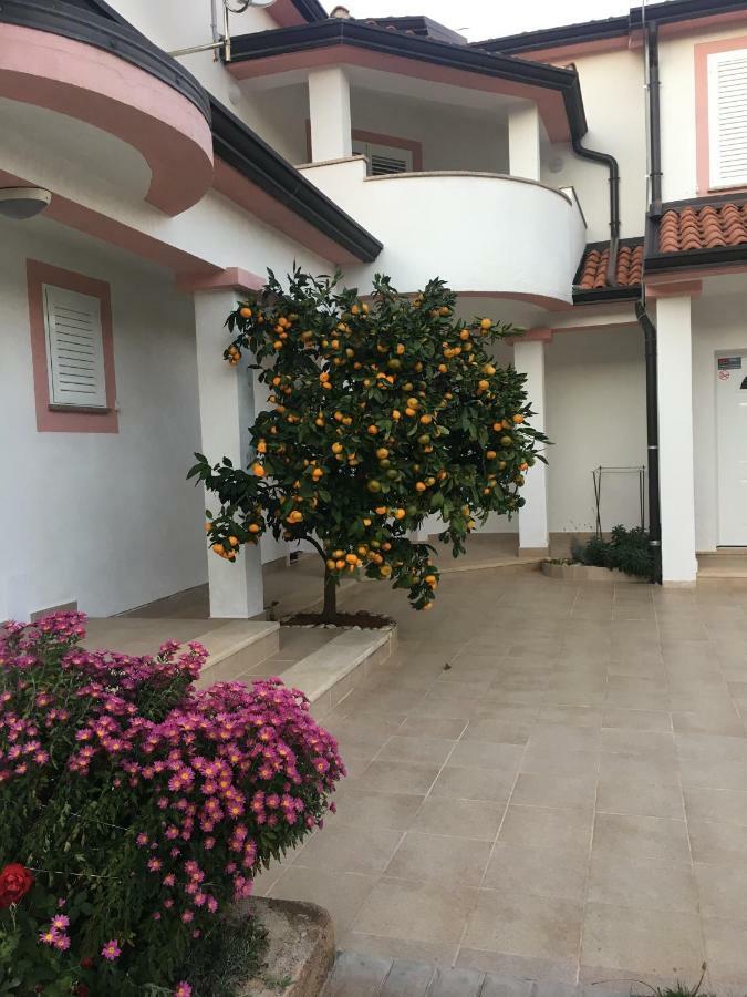 Casa Isabella Apartman Póla Kültér fotó